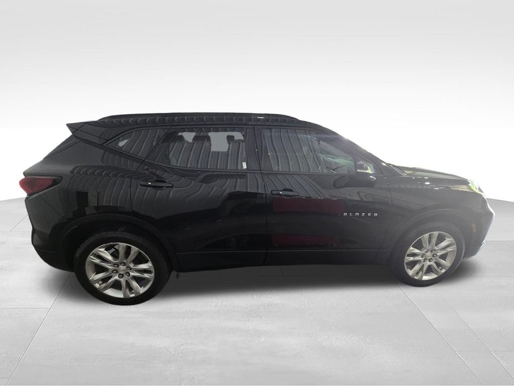 Used 2021 Black Chevrolet LT image 6