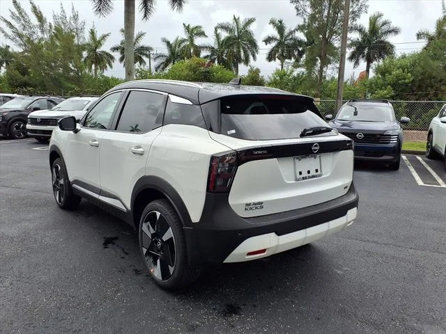 New 2026 Aspen White TriCoat Nissan SR image 4