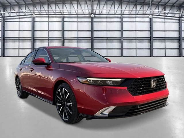 New 2026 Radiant Red Metallic Honda Touring image 7