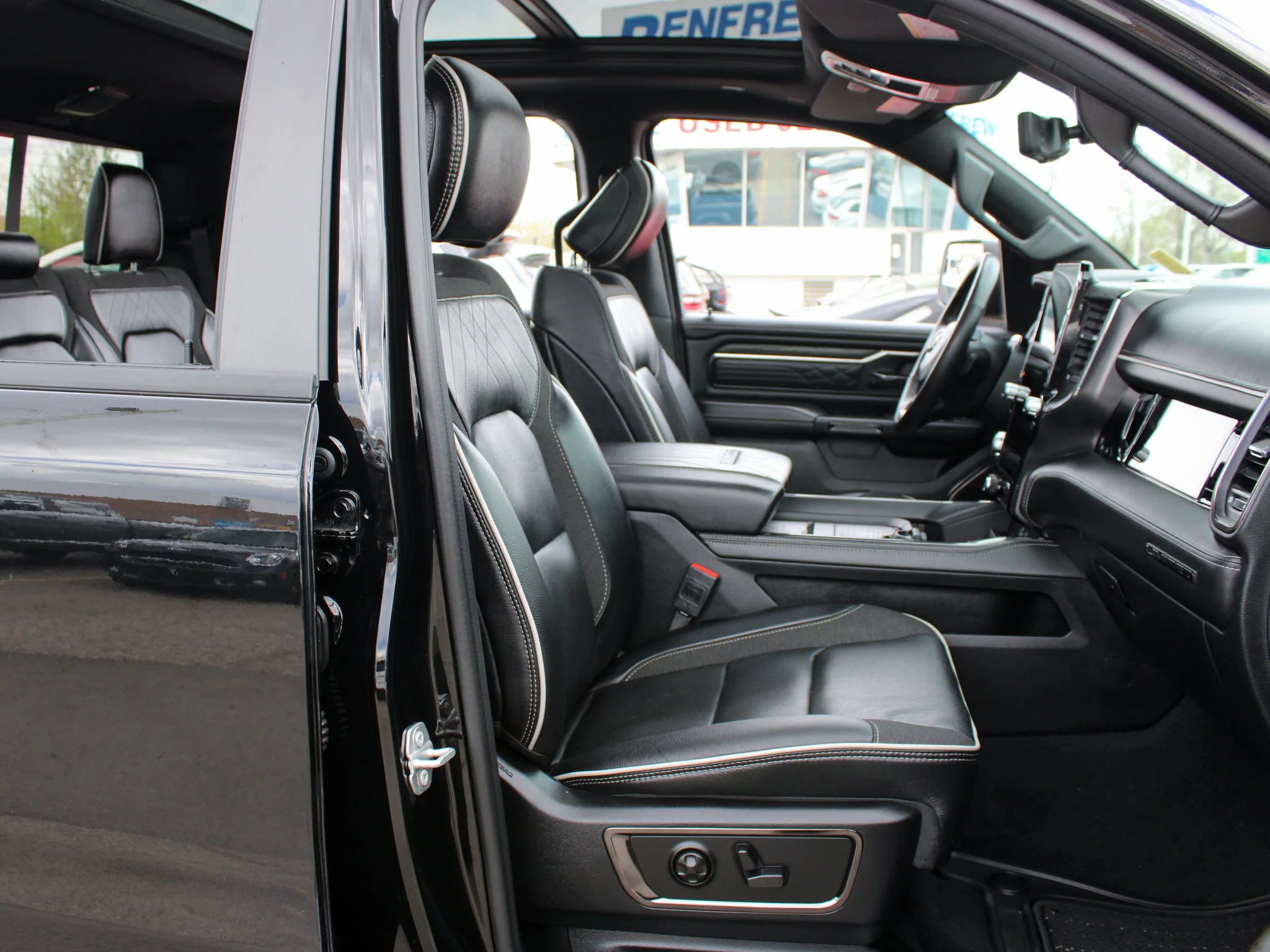 Certified Used 2025 Black RAM Limited * | Twin-Turbo | Trailer Tow | Running Boards | Head-Up Display | 540 HP image 26