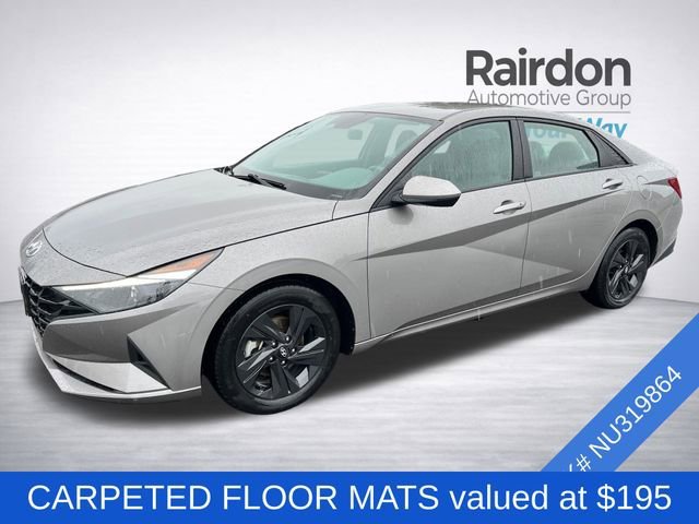 Used 2022 Fluid Metal Hyundai SEL image 3