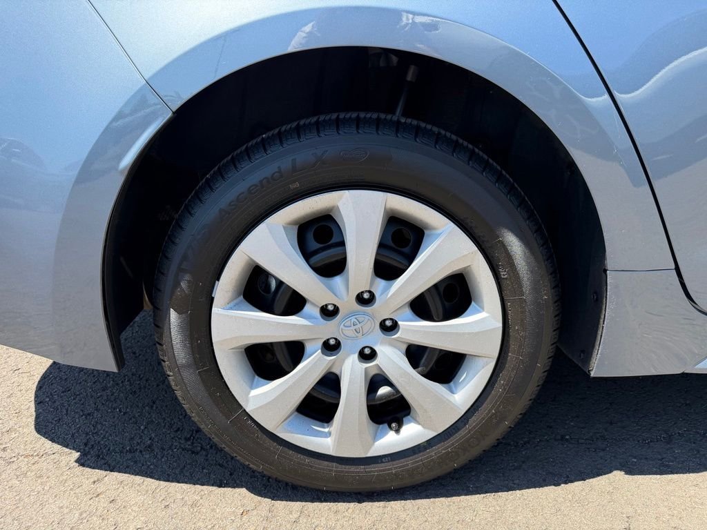 Used 2023 Celestite Toyota LE image 9