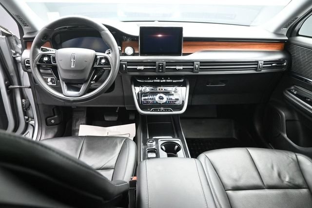 Used 2022 Silver Lincoln Reserve image 23