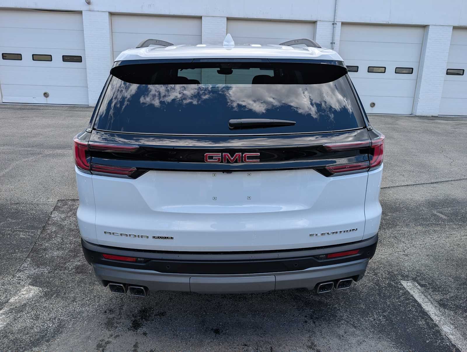 2026 GMC Acadia Elevation - Photo 8