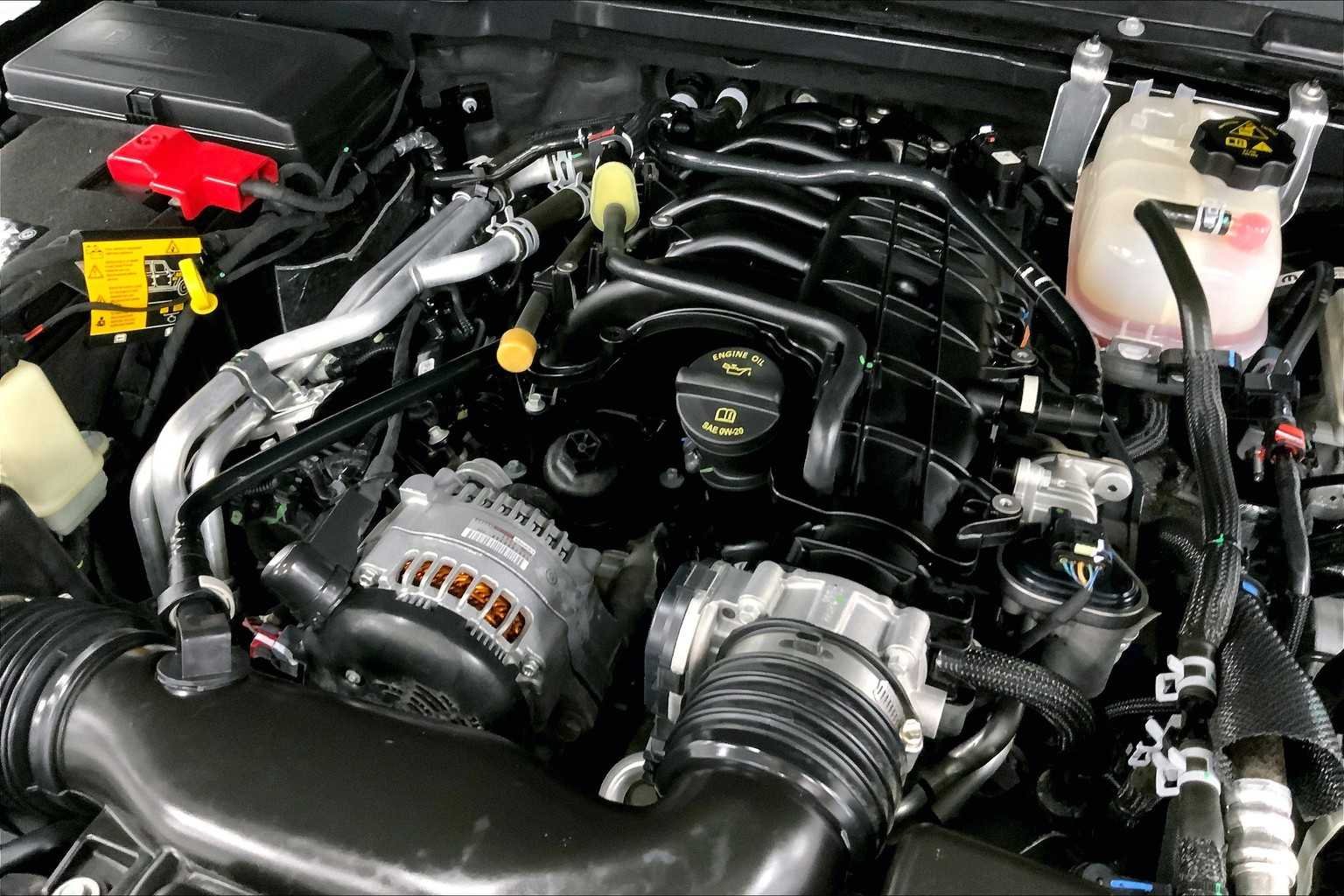 Used 2022 Black Clearcoat Jeep High Altitude image 29