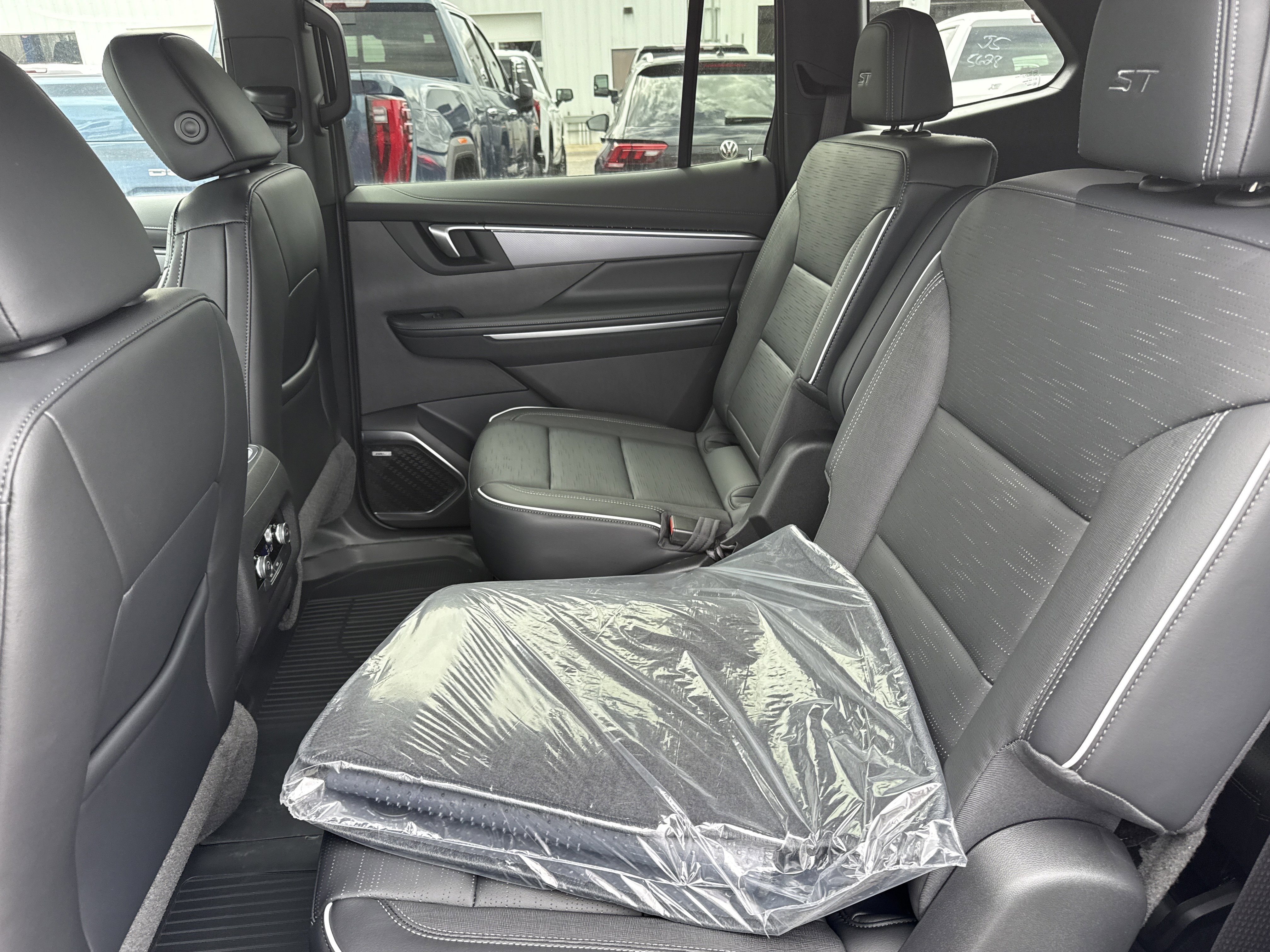 2026 Buick Enclave Sport Touring - Photo 5