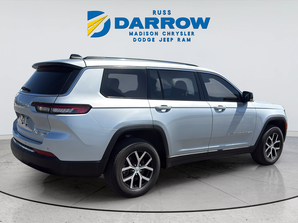 Used 2023 Silver Jeep Limited image 5