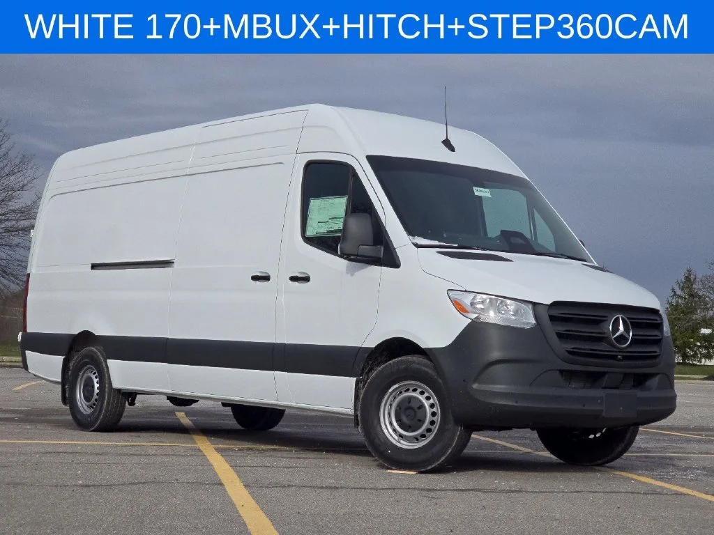 New 2026 Arctic White Mercedes-Benz Cargo 170 WB image 2