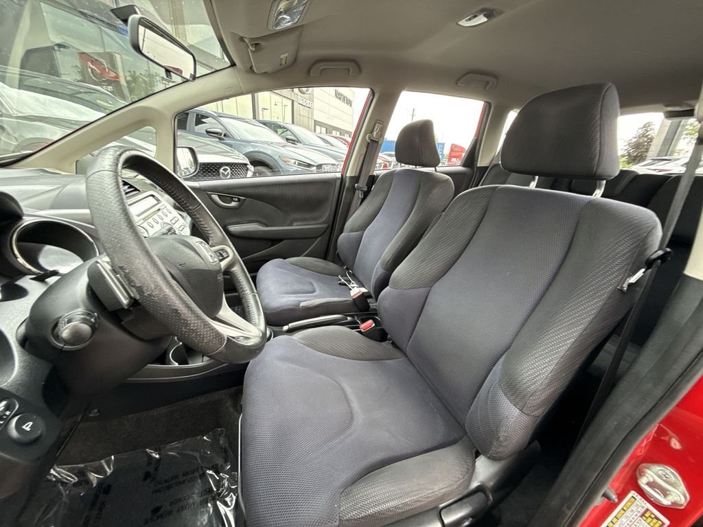 Used 2013  Honda Sport image 11
