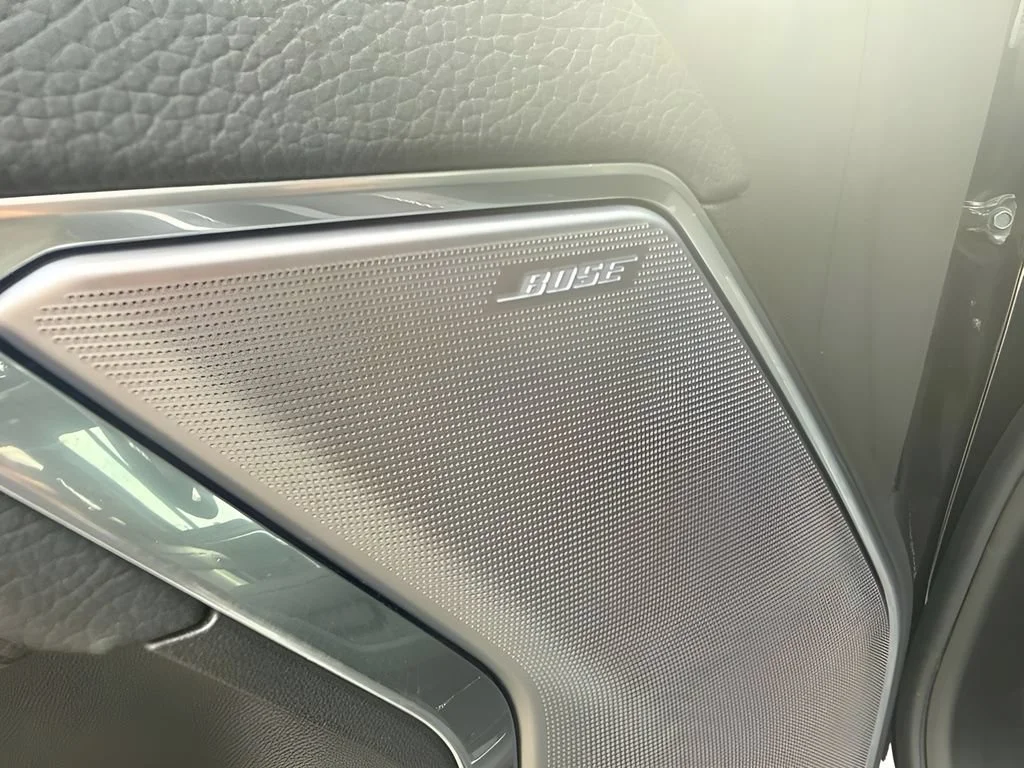Used 2025 Onyx Black GMC Denali image 31