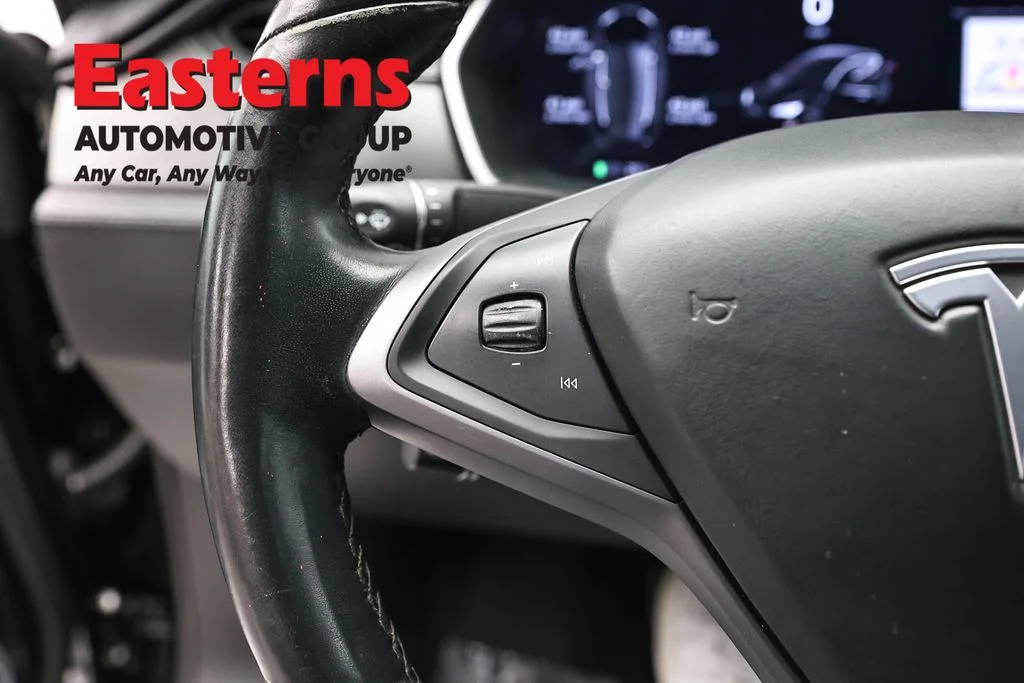 Used 2018 Black Tesla 75D image 15