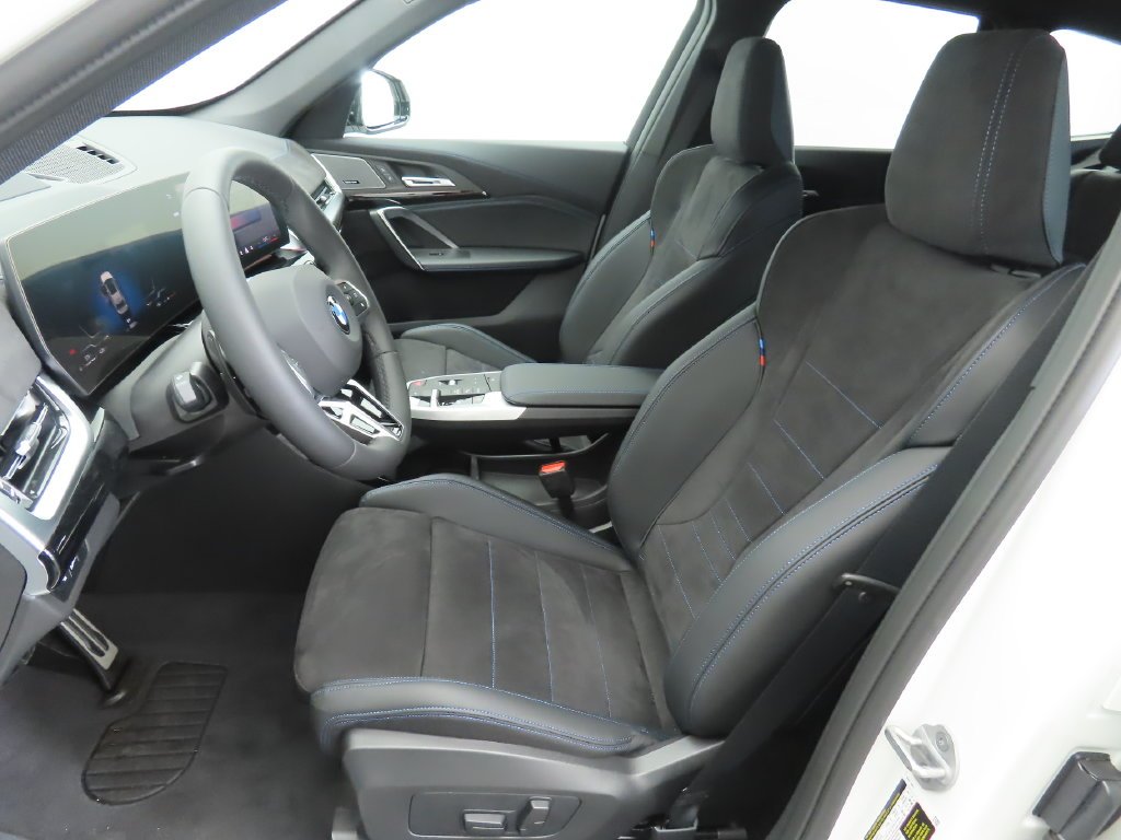 Certified Used 2026 Alpine White BMW xDrive28i image 20