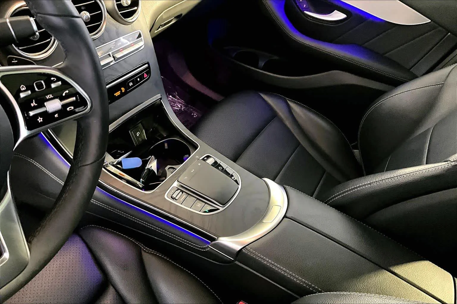 Used 2020 Polar White Mercedes-Benz GLC 300 image 17
