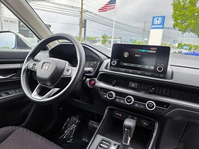 Certified Used 2024 Lunar Silver Metallic Honda EX image 13