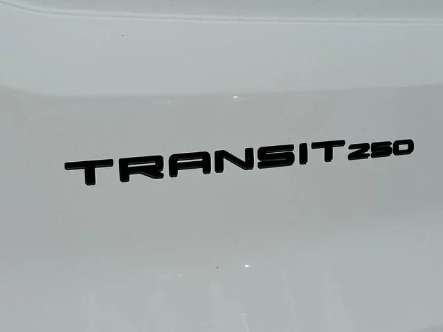 New 2026 Oxford White Ford Base image 17