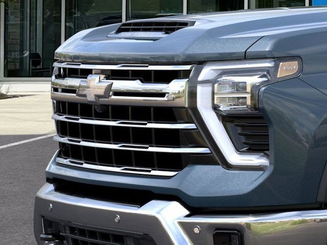 2026 Chevrolet Silverado 3500 HD LTZ - Photo 13