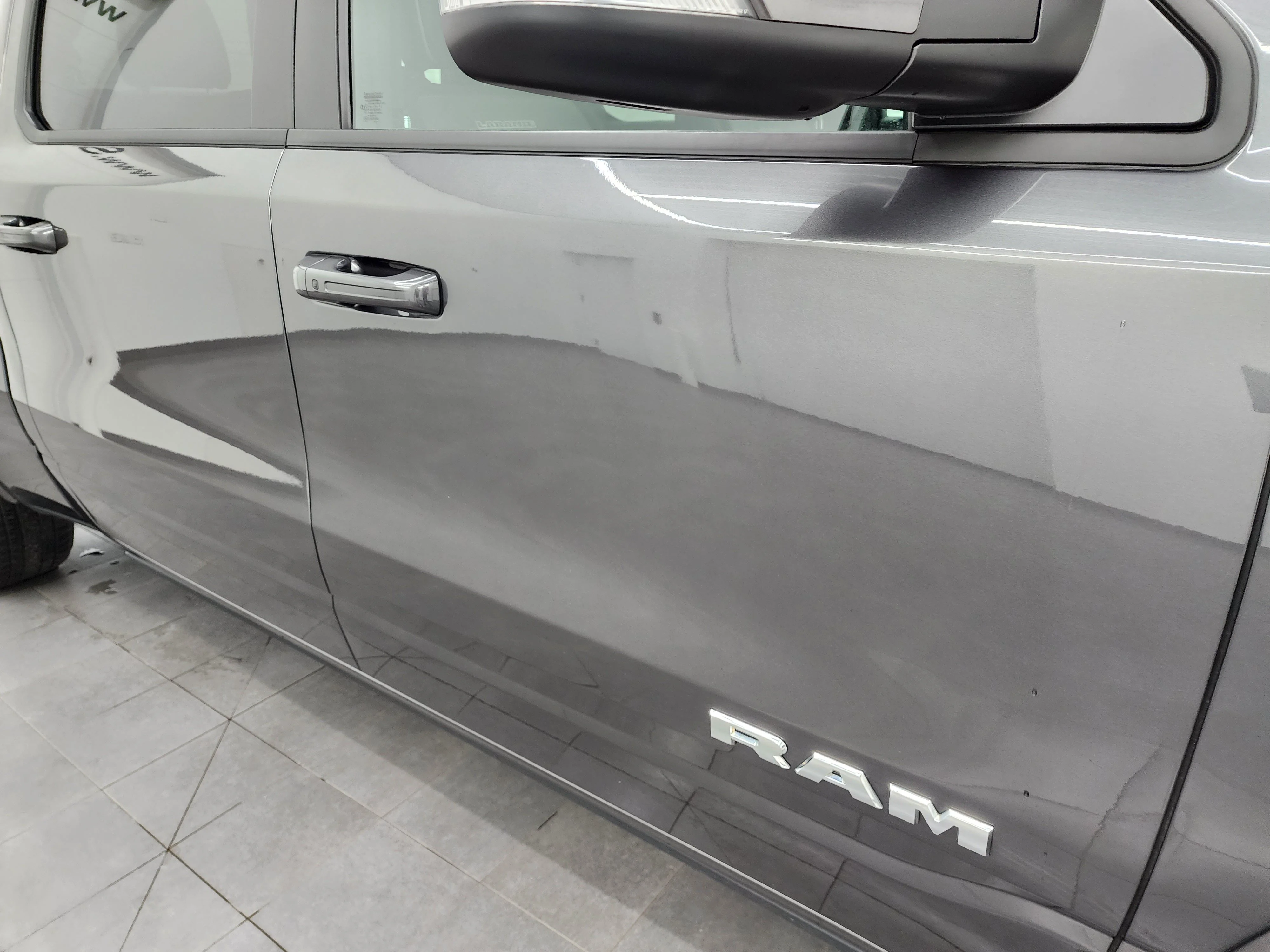 Used 2022 Granite Crystal Metallic Clearcoat Ram Laramie image 24