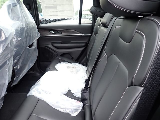 2025 Jeep Grand Cherokee Limited - Photo 13
