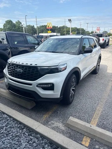 2022 Ford Explorer ST-Line