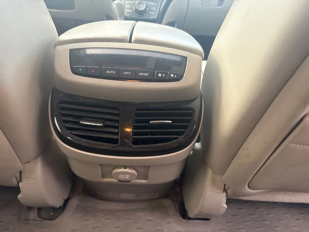 Used 2008 Silver Acura Technology SH-AWD image 38
