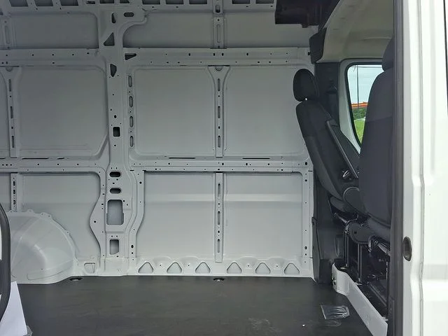 New 2026 White Ram Base image 10