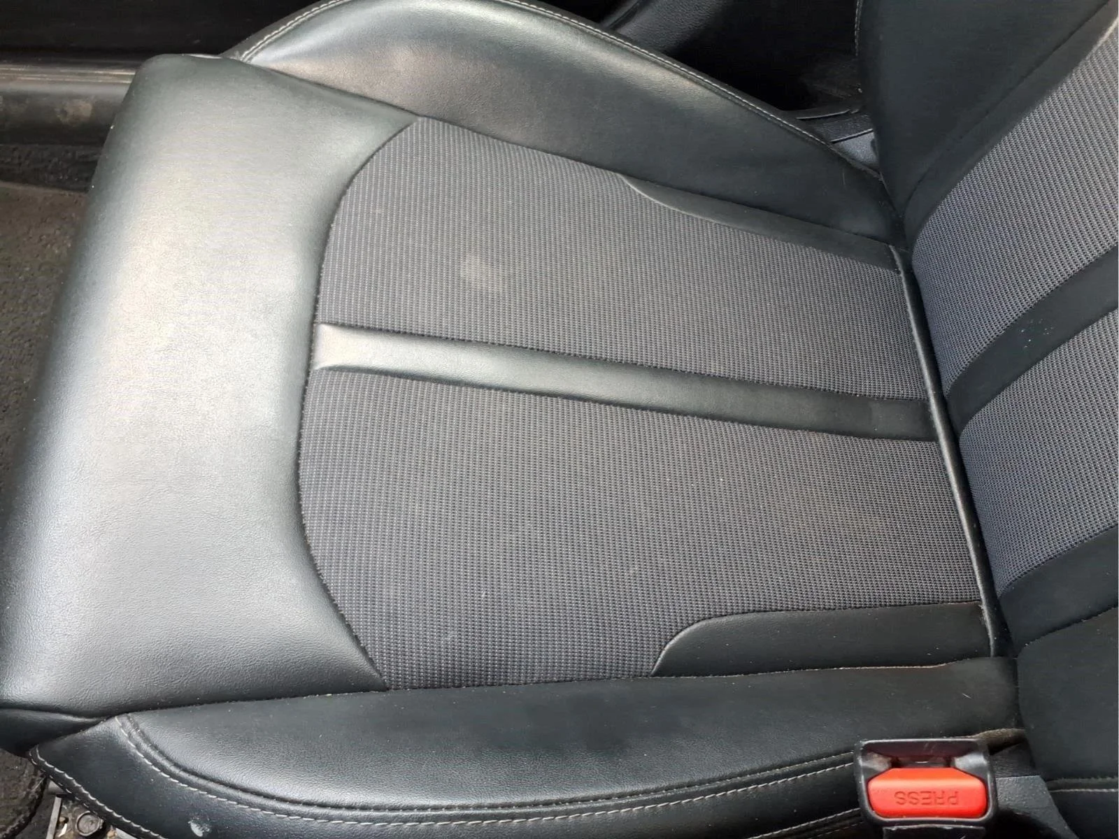 Used 2022 Passion Red Tintcoat Kia GT-Line image 26