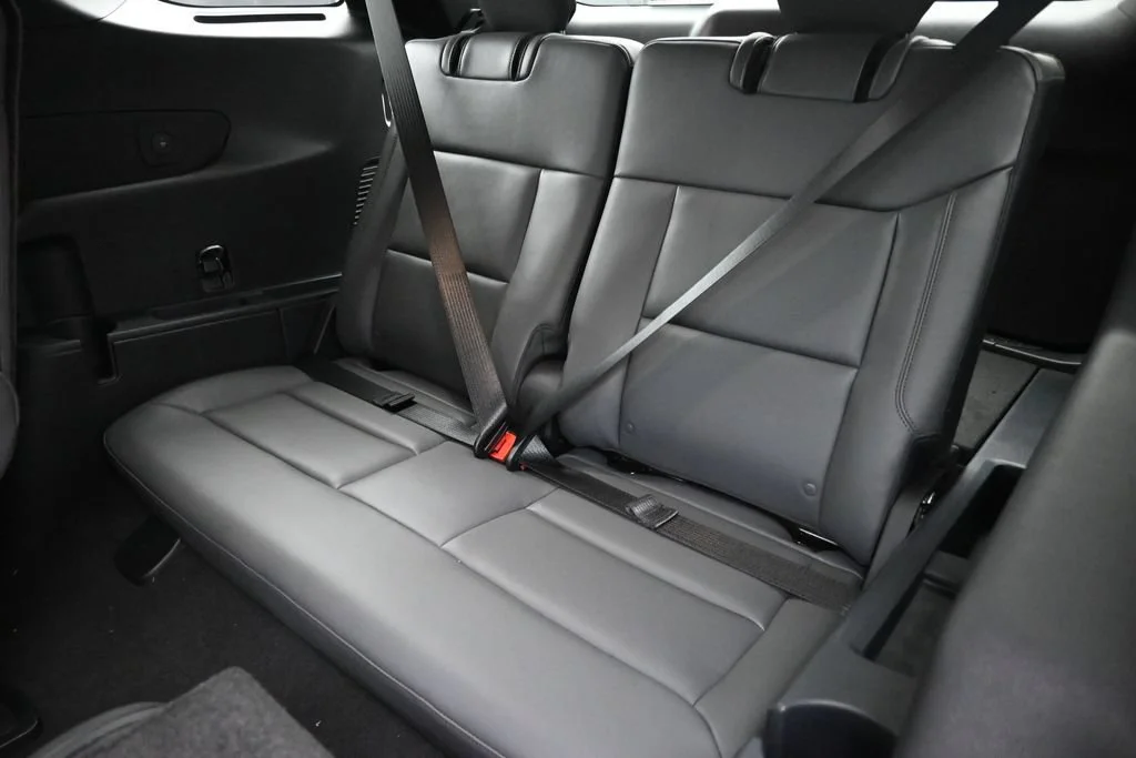 New 2027 Carbonized Gray Metallic Ford Active image 20