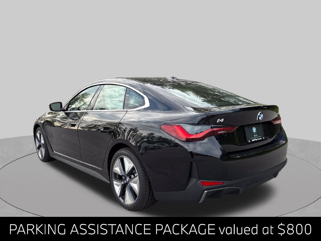 New 2026 Black BMW xDrive40 image 3