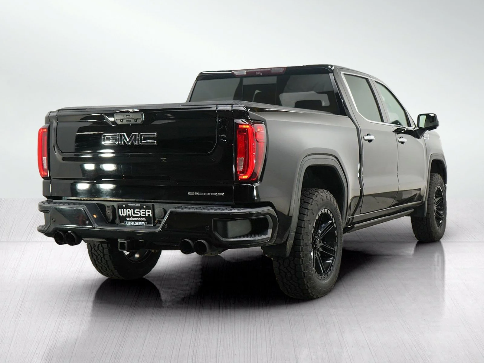 Used 2019 Black GMC Denali image 5