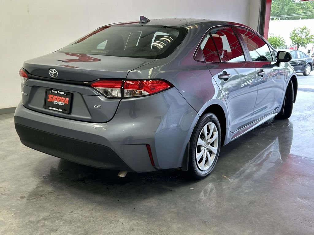 Certified Used 2025  Toyota LE image 3
