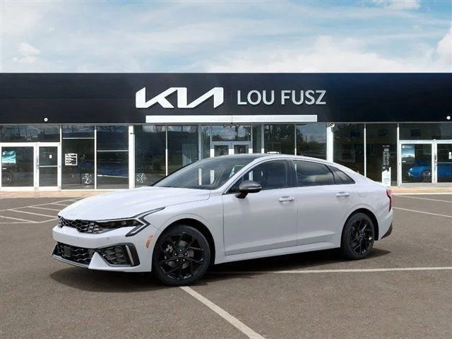 New 2026 Snow White Pearl Kia GT-Line image 3