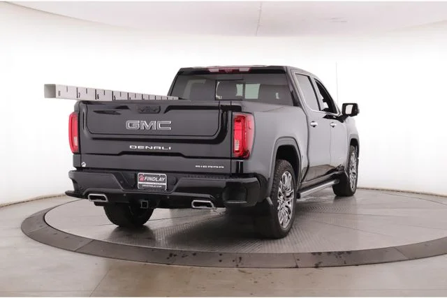 Used 2025 Black GMC Denali Ultimate image 7