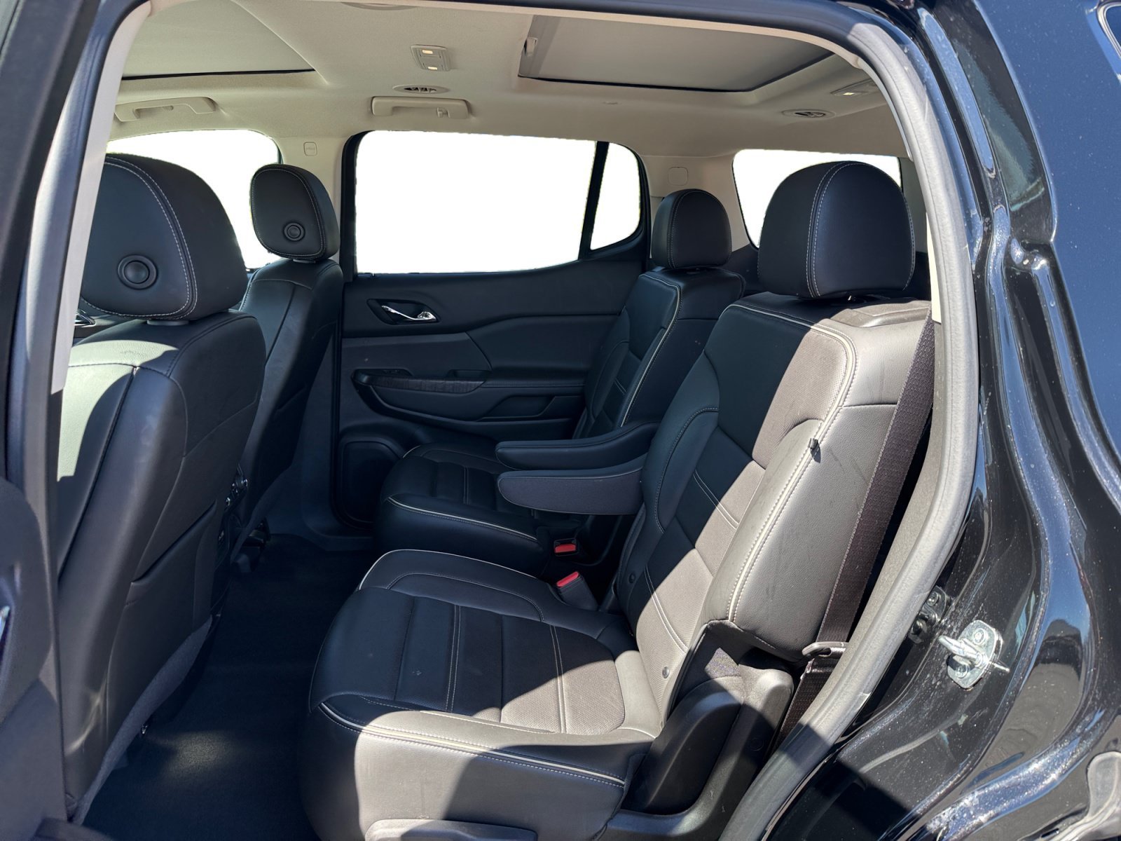 Used 2023 EBONY TWILIGHT METALLIC GMC Denali image 16