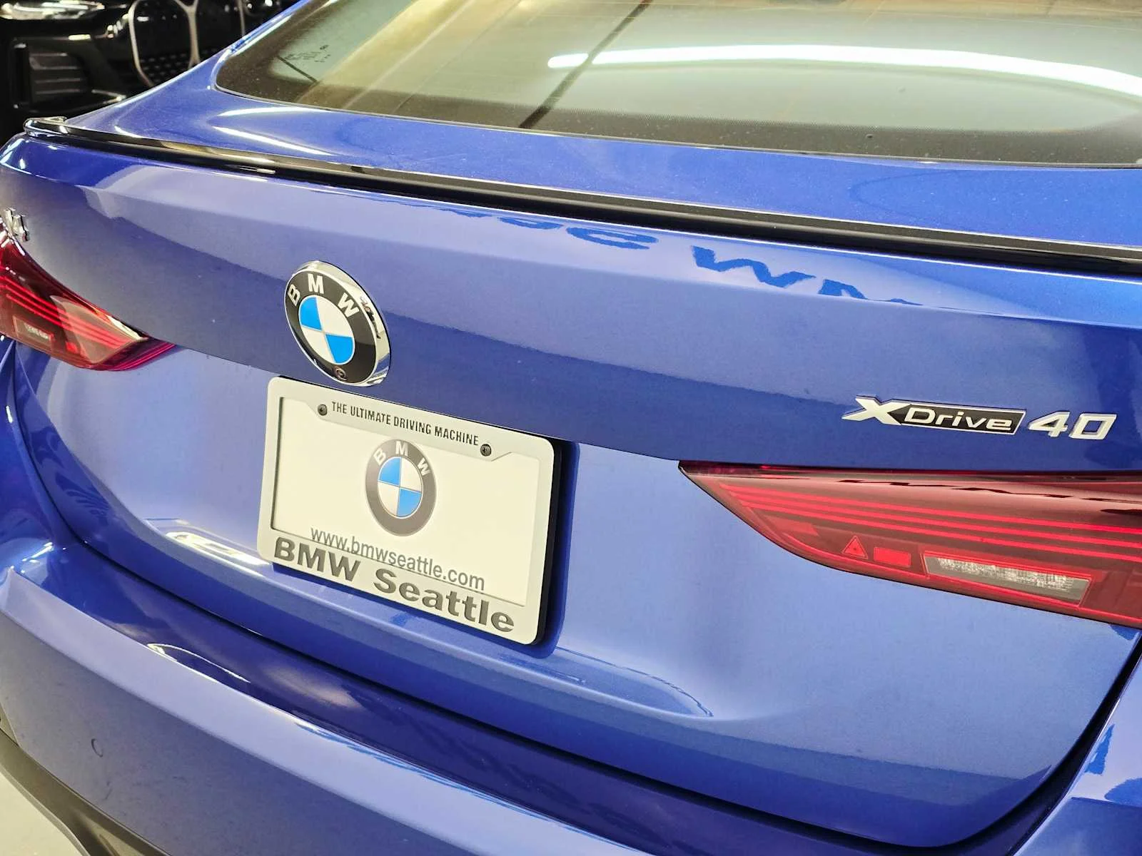 New 2026 Portimao Blue Metallic BMW xDrive40 image 7