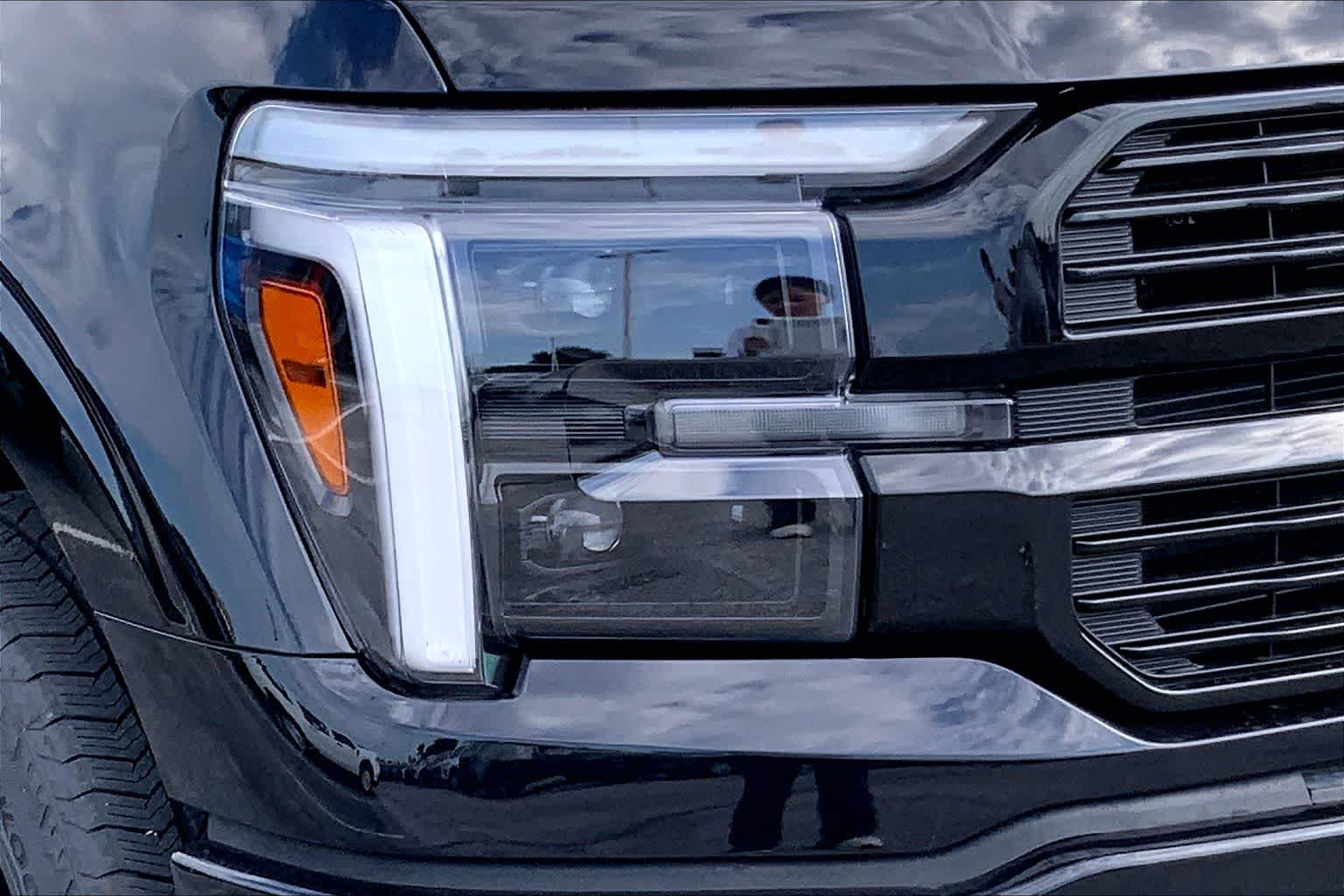 New 2026 Agate Black Metallic Ford Platinum® image 10