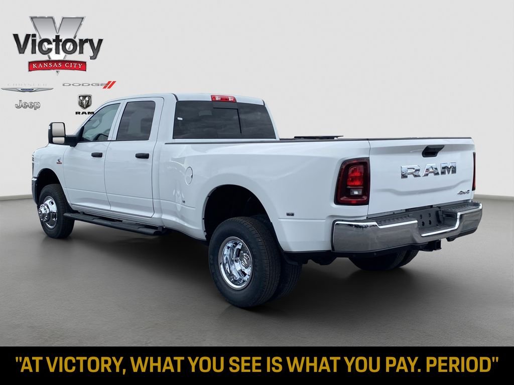 New 2026 Bright White Clear-Coat Exterior Paint RAM Tradesman image 5