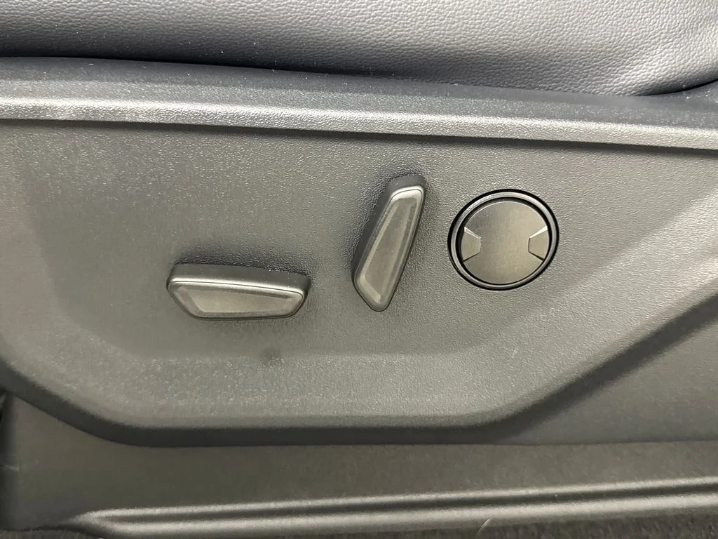 New 2026 White Ford Lariat image 19