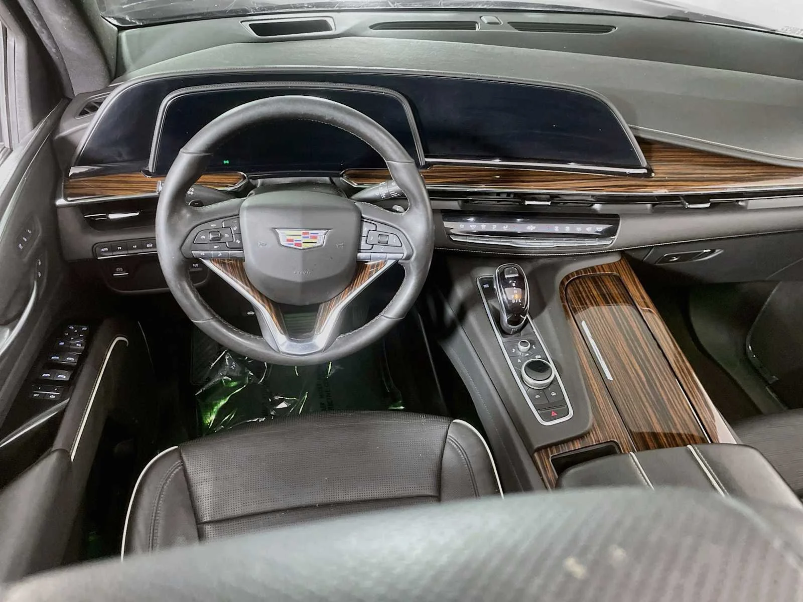 Used 2021 Shadow Metallic Cadillac Premium Luxury image 22