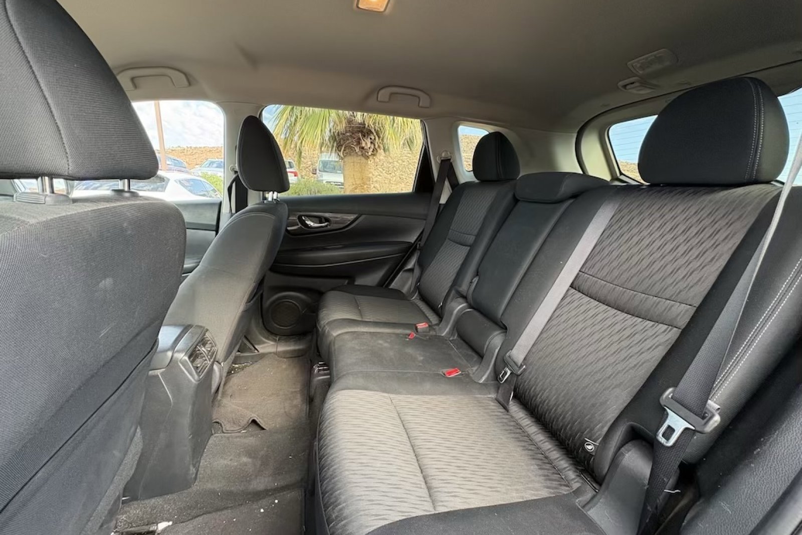 Used 2019 Caspian Blue Metallic Nissan SV image 11
