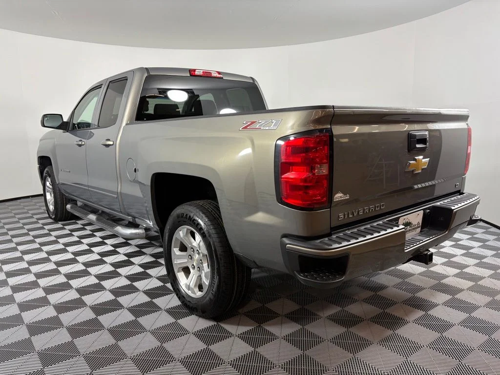 Used 2017 Pepperdust Metallic Chevrolet LT image 11