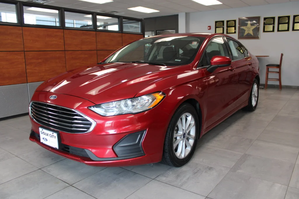 2020 Ford Fusion SE