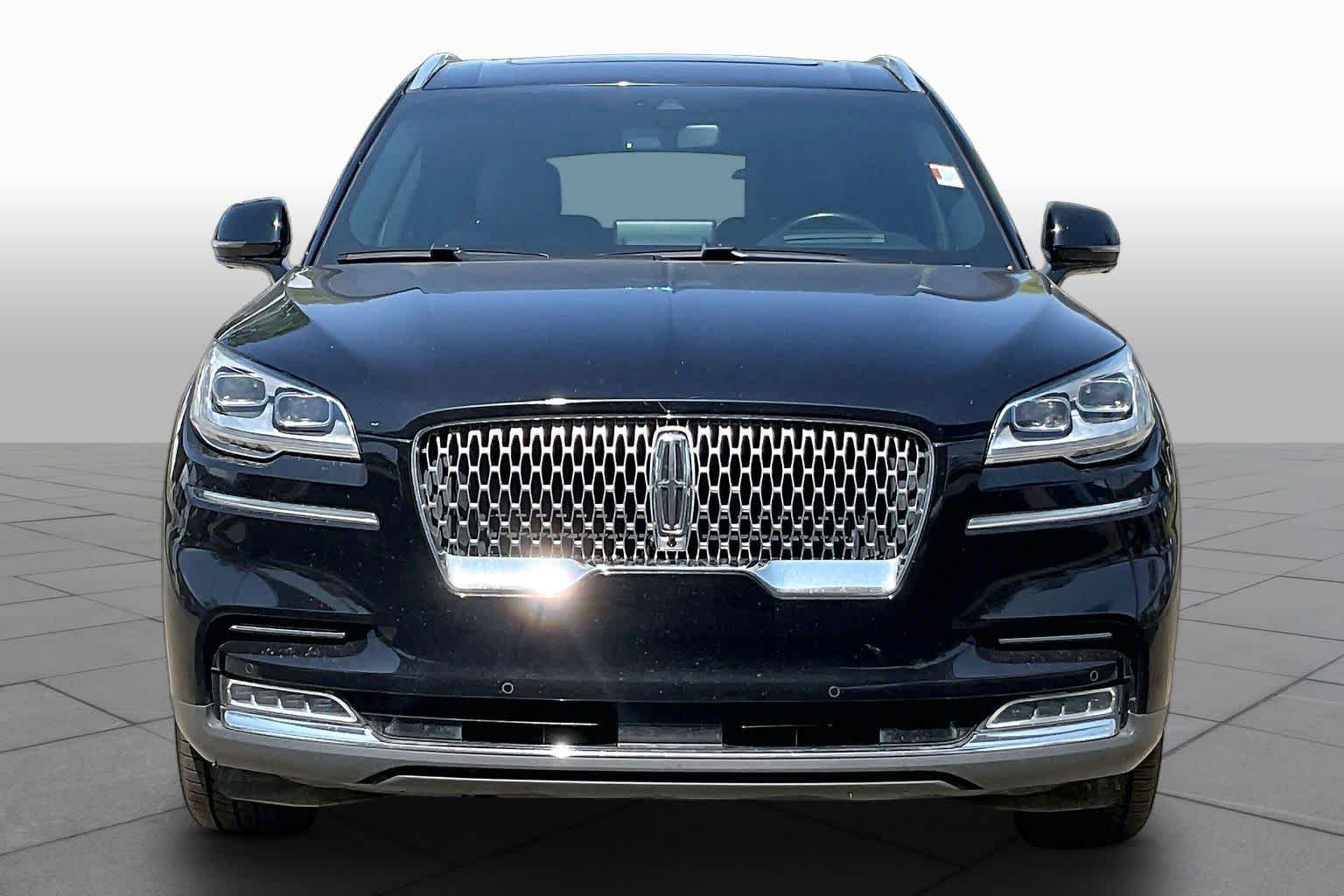 Used 2020 Infinite Black Lincoln Reserve image 4