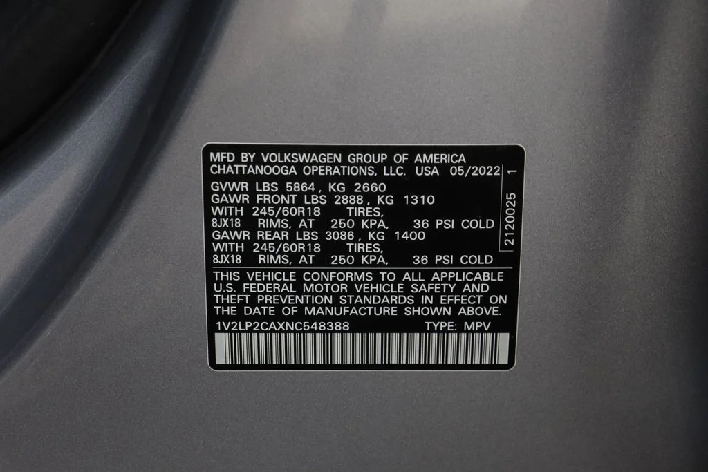 Certified Used 2022 Pyrite Silver Metallic Volkswagen 2.0T SE image 24