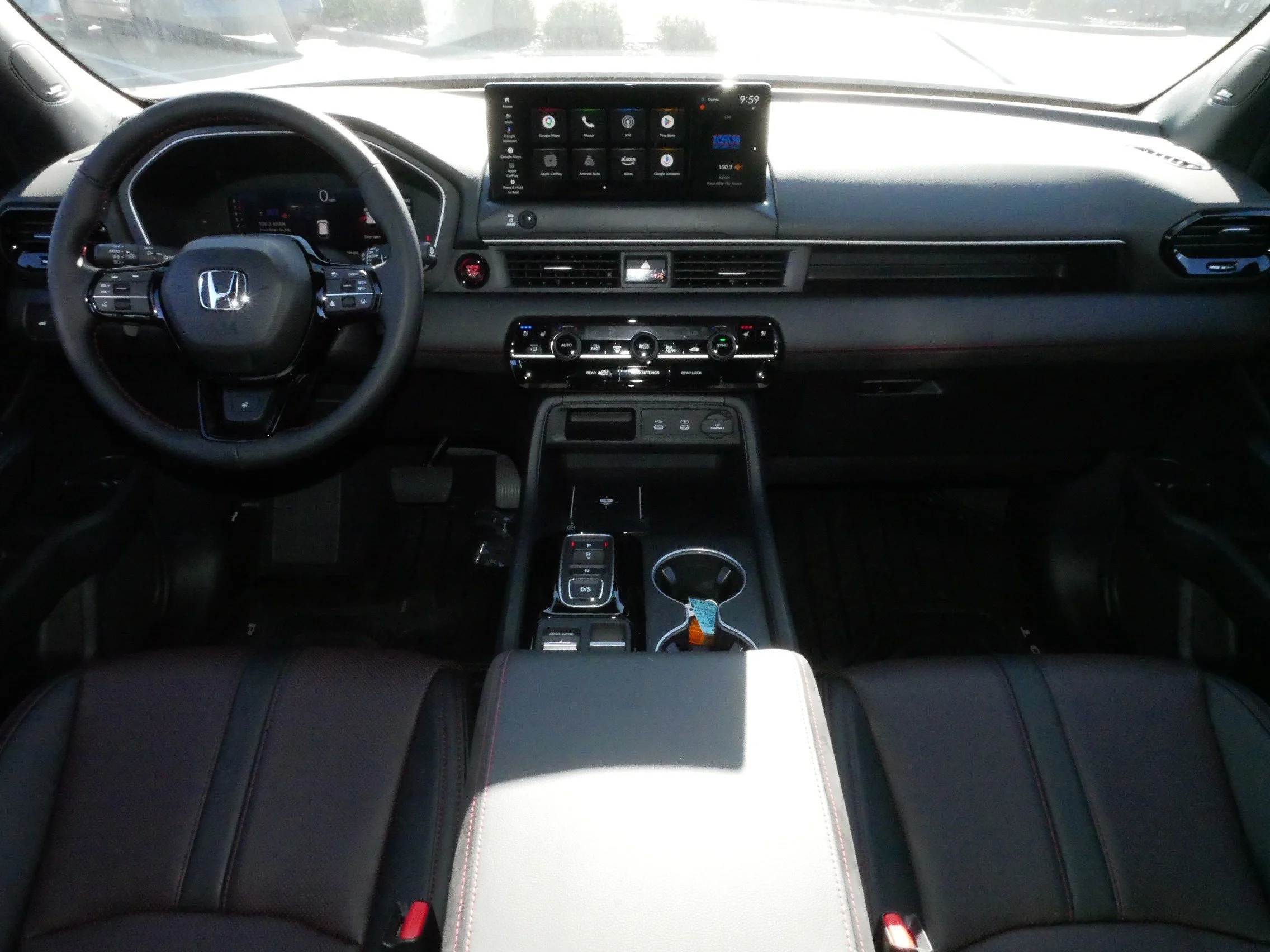 2026 Honda Pilot Black Edition - Photo 10