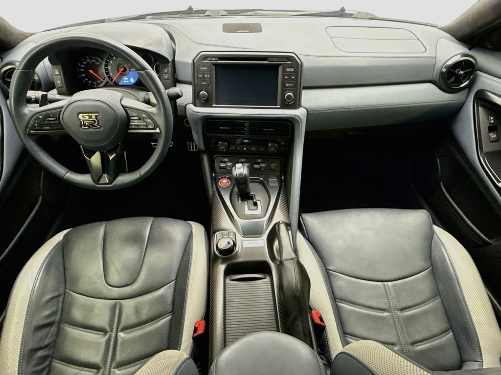 Used 2020 Super Silver Nissan Premium image 13