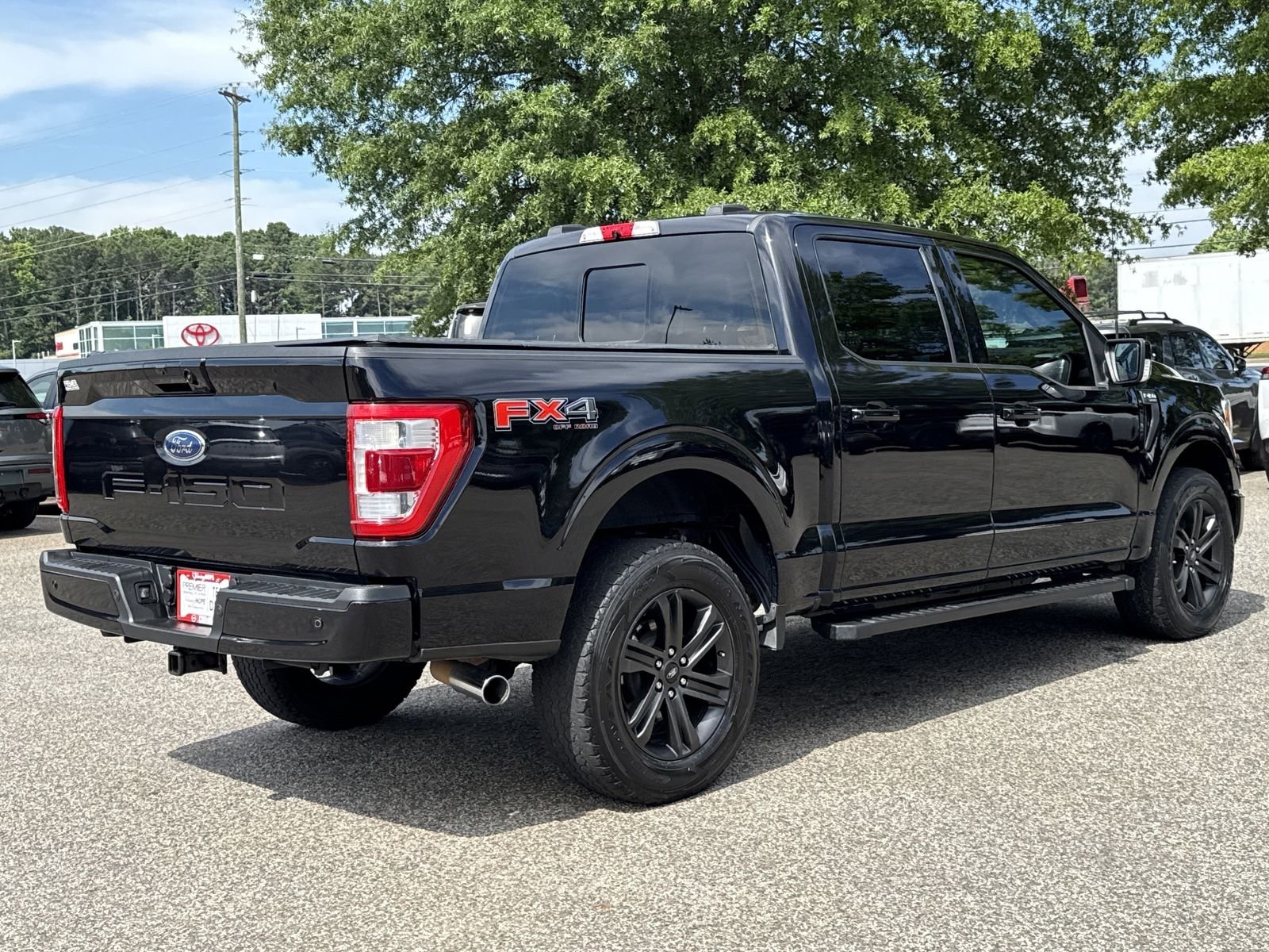 Used 2021 Black Ford Lariat image 25
