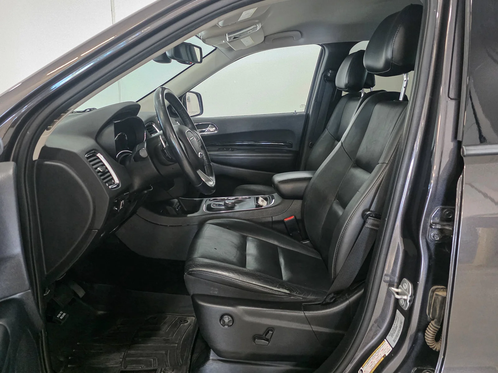 Used 2015 Gray Dodge Limited image 20