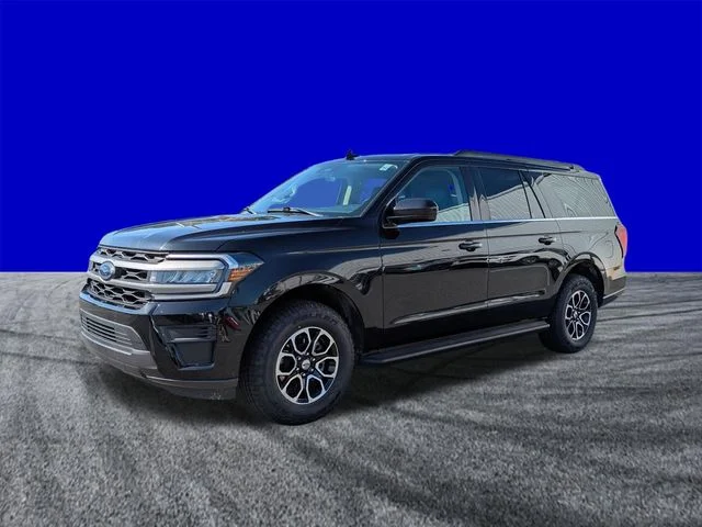 Certified Used 2024 Agate Black Metallic Ford XLT image 8