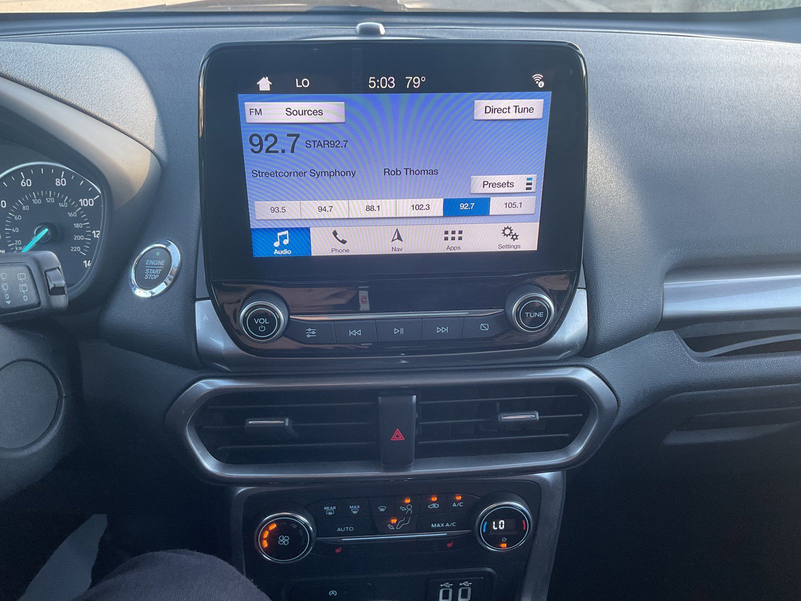 Used 2019 Ruby Red Metallic Ford SE image 25
