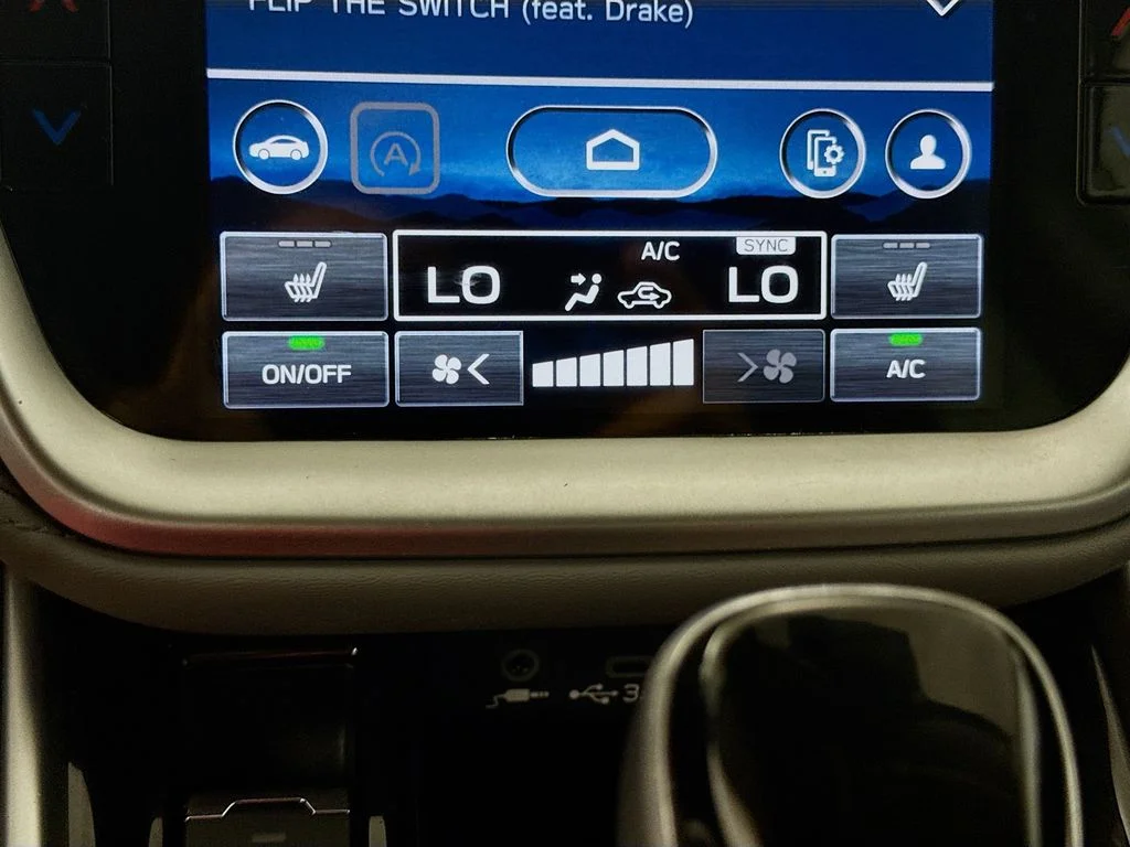 Used 2023 Crystal White Pearl Subaru Premium image 14